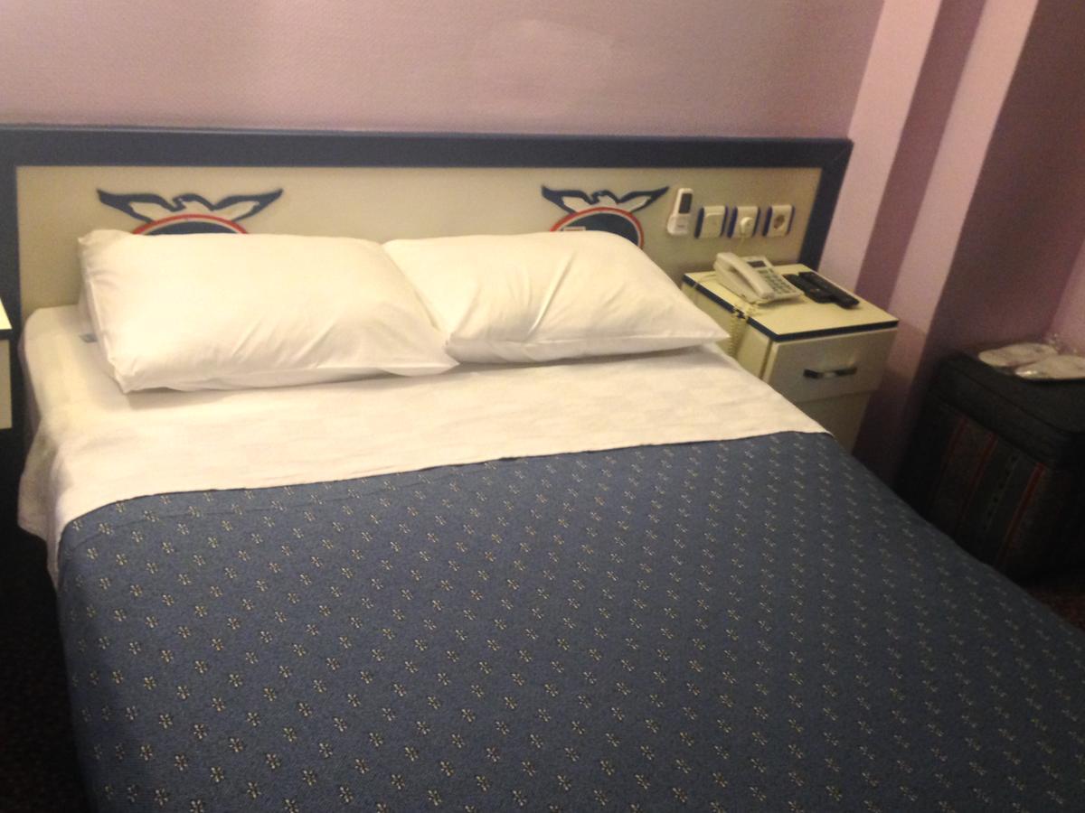 Hotel Akkus Istanboel Buitenkant foto